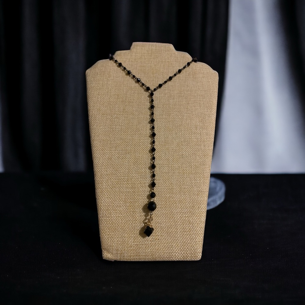 Long glass bead, Lauriat necklace.